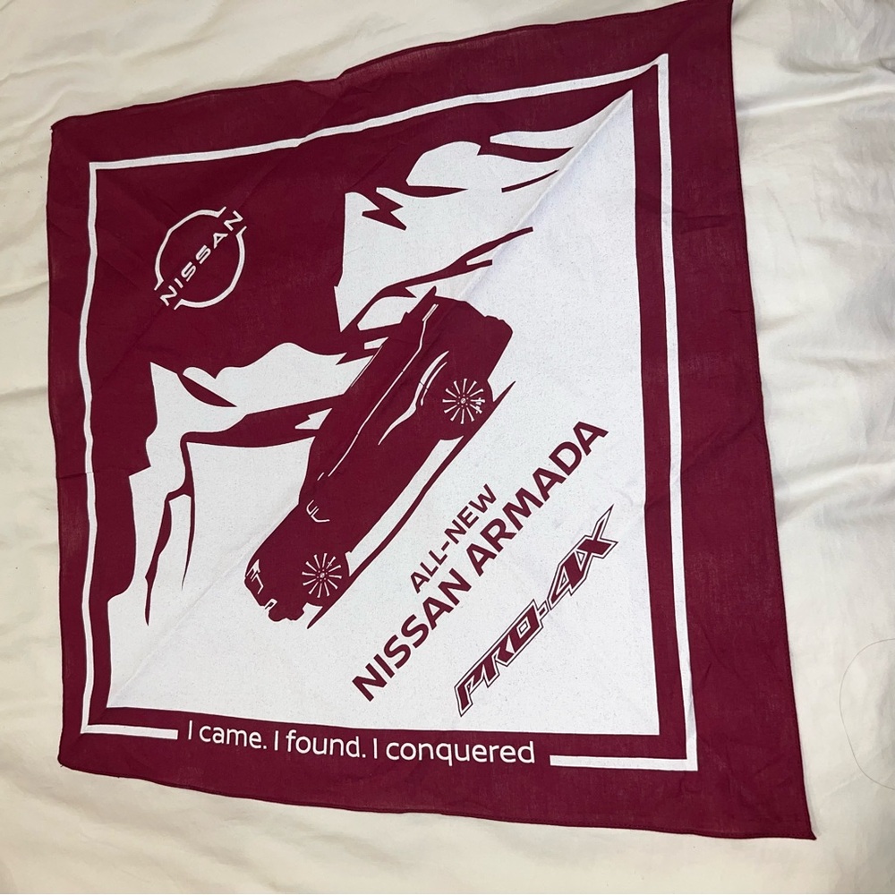 Nissan Armada Bandana in Red and White